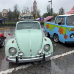 “Toluca vibra con el rugido del Vocho: más de mil autos en una histórica caravana”